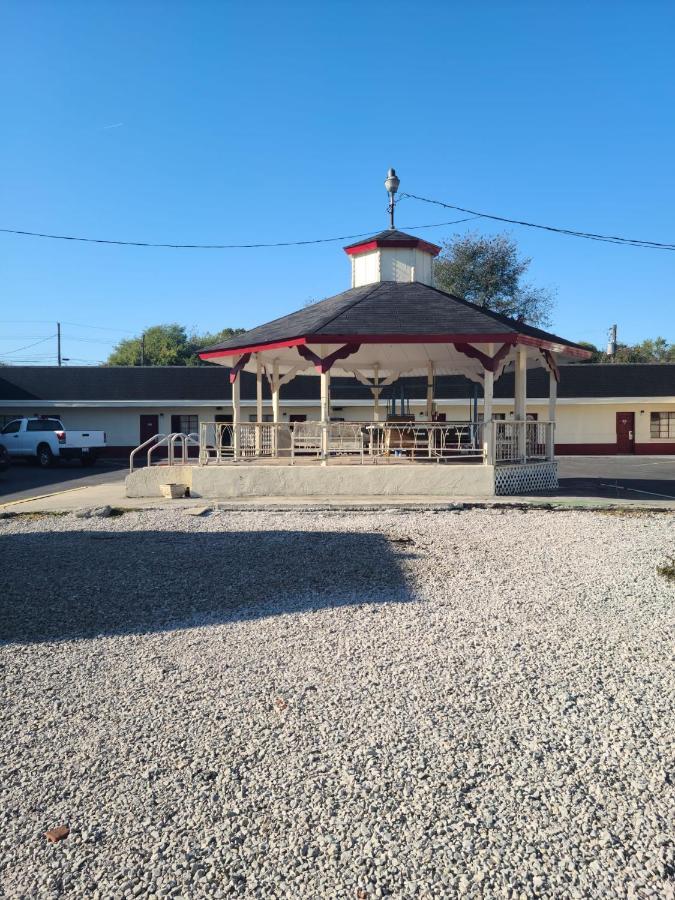 Etown Motel Елизабеттаун Екстериор снимка